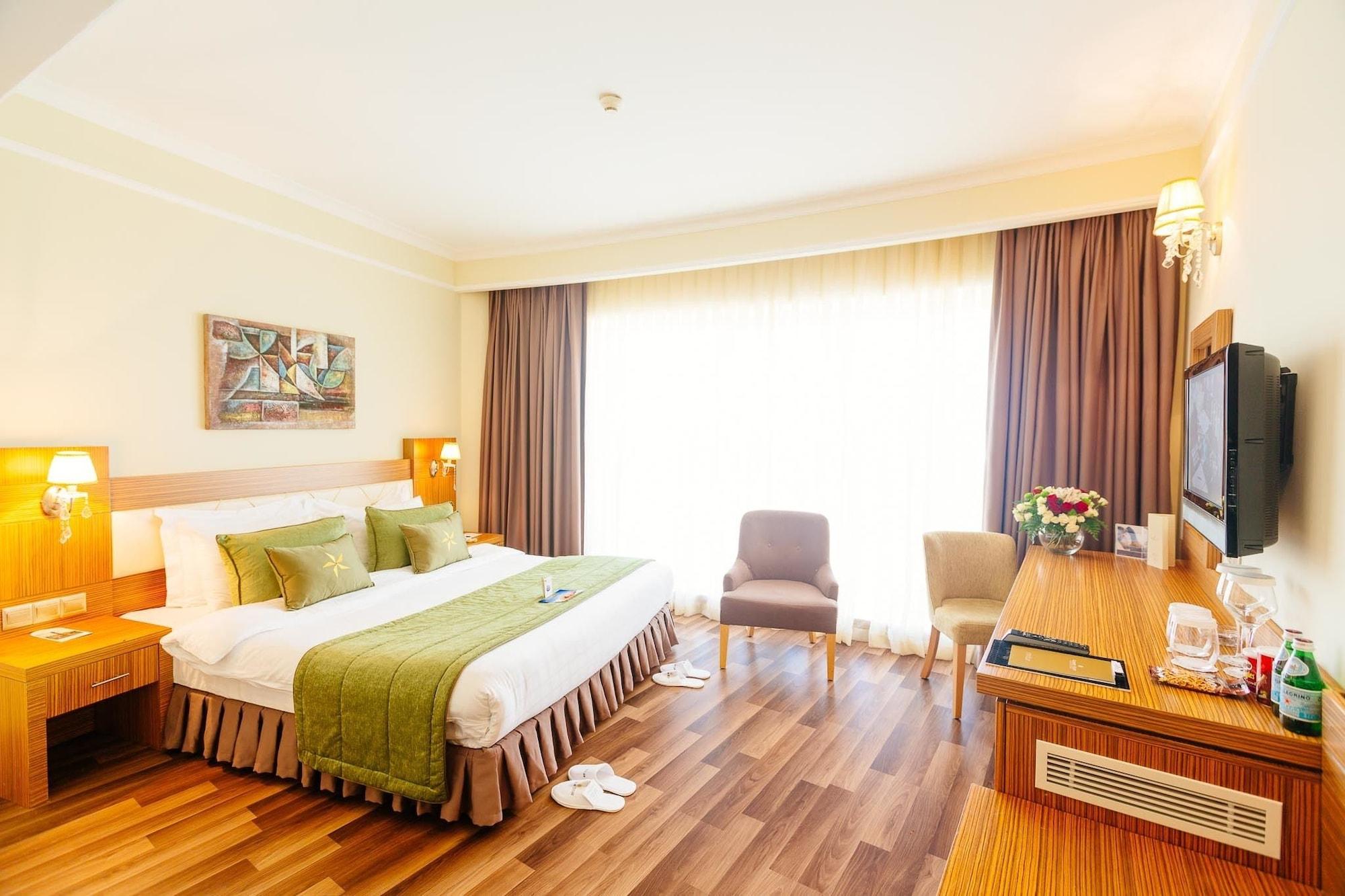 Grand Pasha Luxury Central Nicosia Hotel & Casino Esterno foto