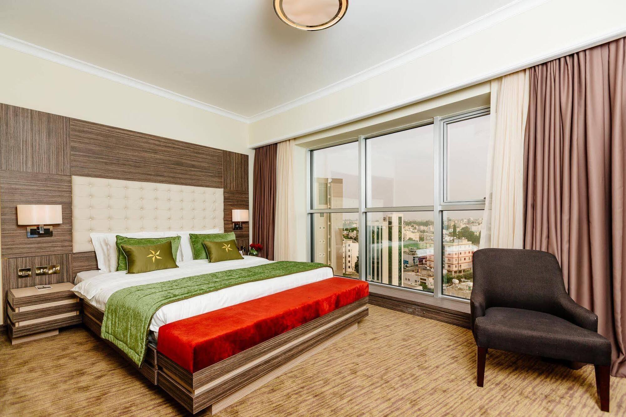 Grand Pasha Luxury Central Nicosia Hotel & Casino Esterno foto